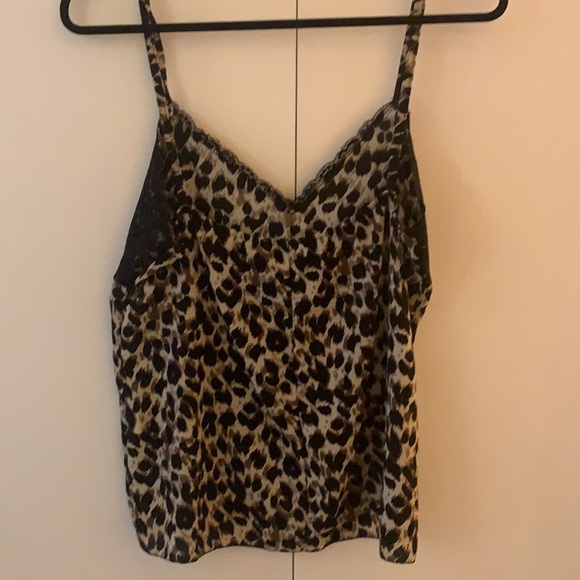 Stunning Italian leopard lace tank top - Picture 2 of 4
